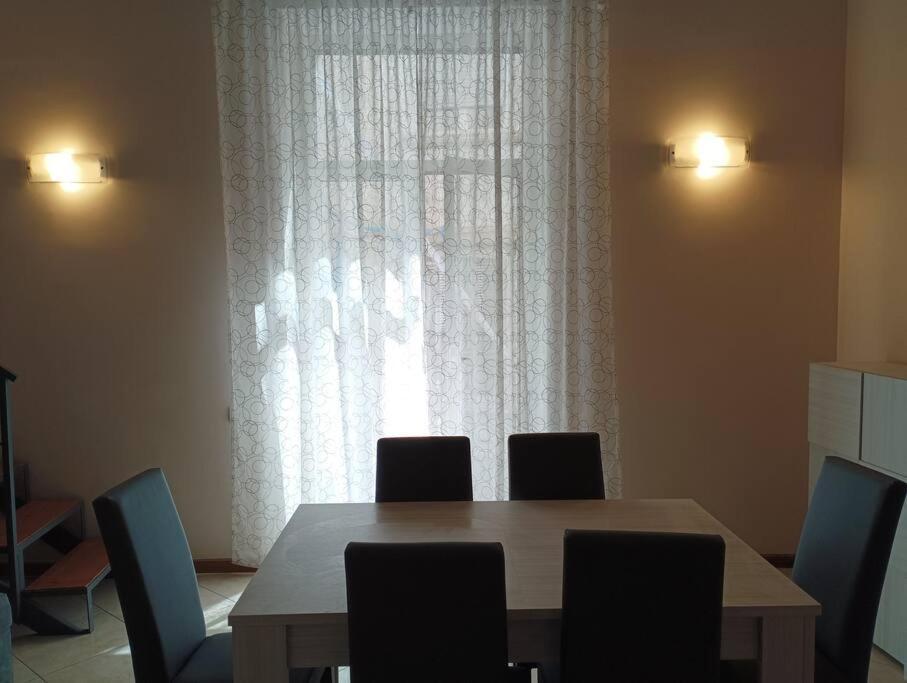 A Casa Di Laura Apartment Naples Exterior photo