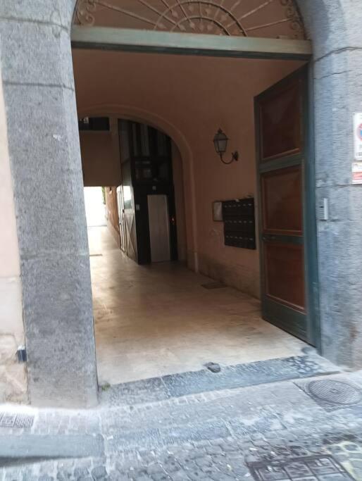 A Casa Di Laura Apartment Naples Exterior photo