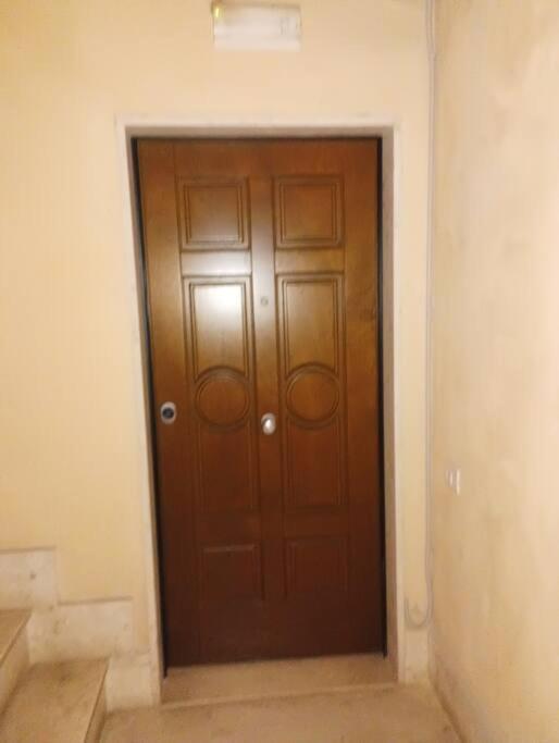A Casa Di Laura Apartment Naples Exterior photo